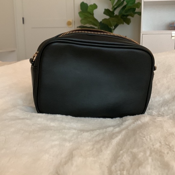 Forever 21 Quilted Shoulder Bag - Picture 2 of 4